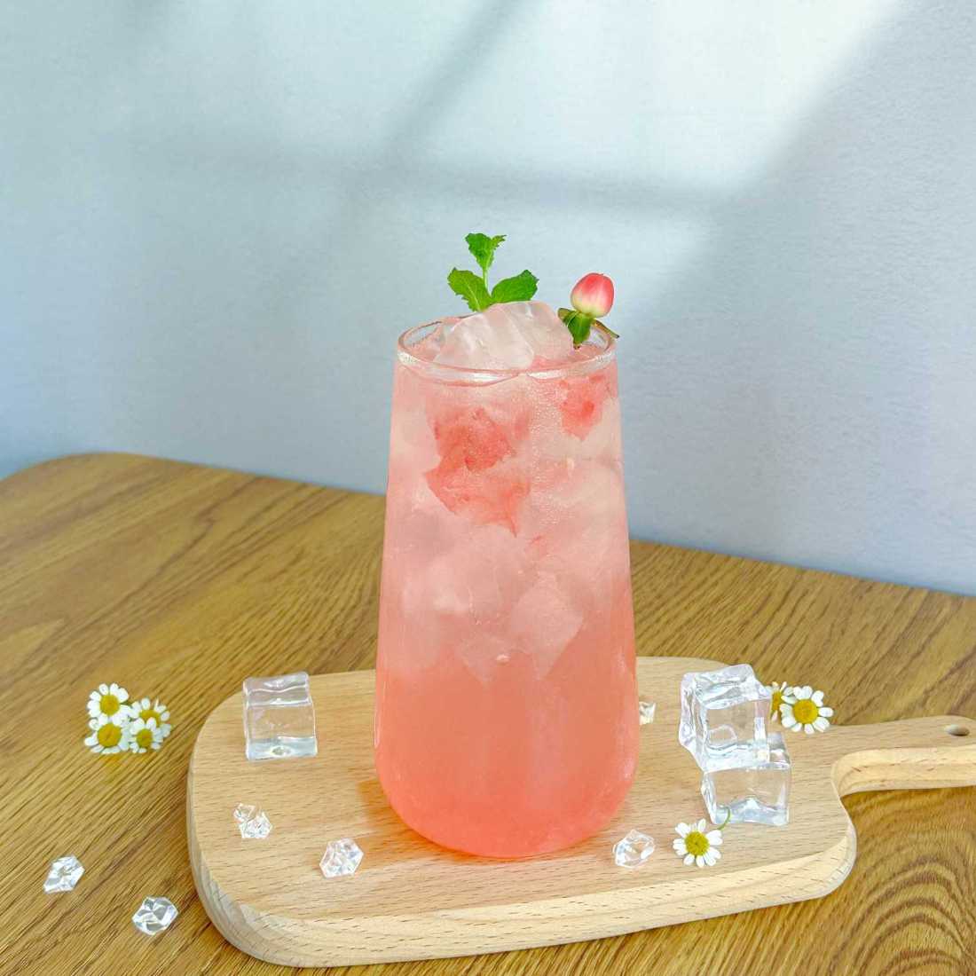 樱花荔枝气泡