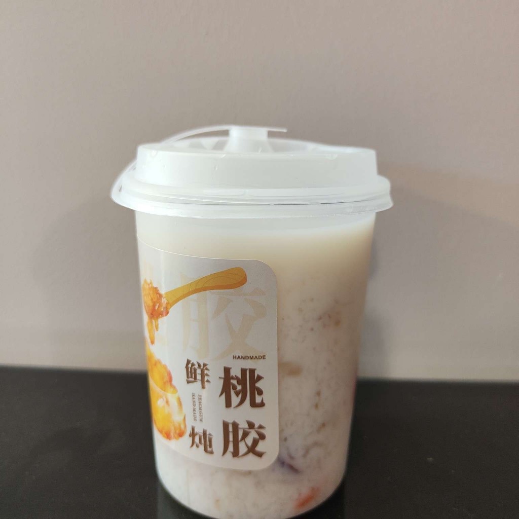 桃胶椰奶羹
